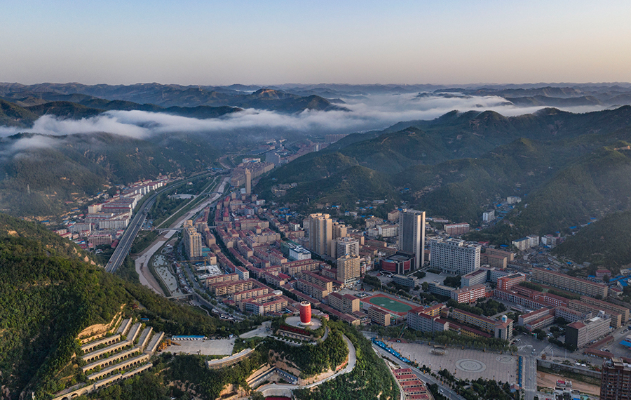 مناظر جميلة لمدينة يانآن بمقاطعة شنشي بشمال غربي الصين