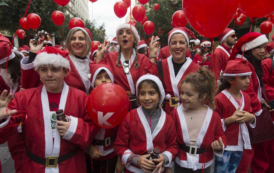 احتفالات اليونان بعيد الميلاد