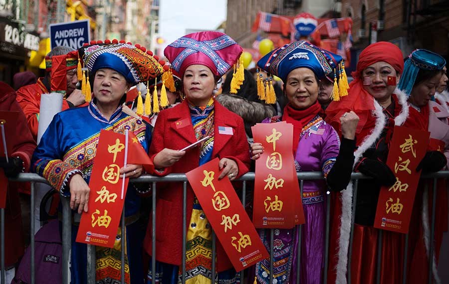 موكب السنة القمرية الصينية الجديدة في الحي الصيني بمدينة نيويورك