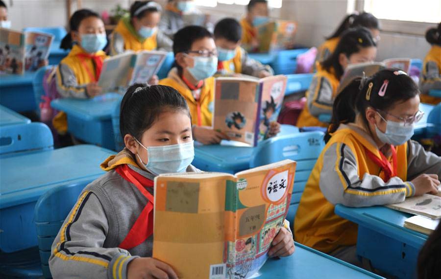 عودة الطلاب إلى المدارس في شرقي الصين