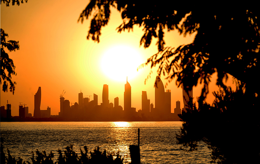 مناظر غروب الشمس في الكويت