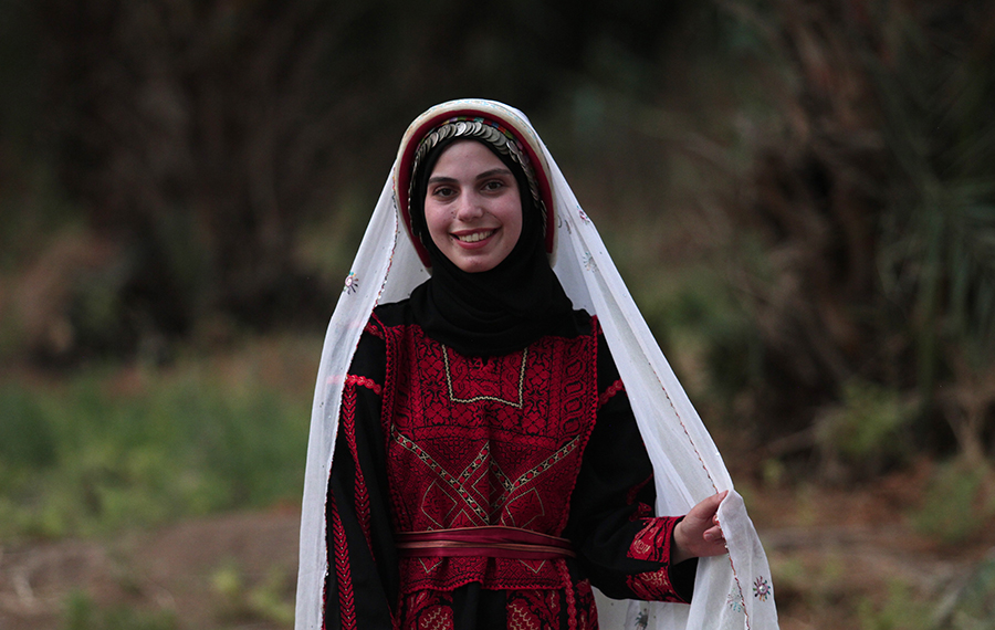 الضفة الغربية تستضيف عرض أزياء للاحتفال بالزي التقليدي الفلسطيني