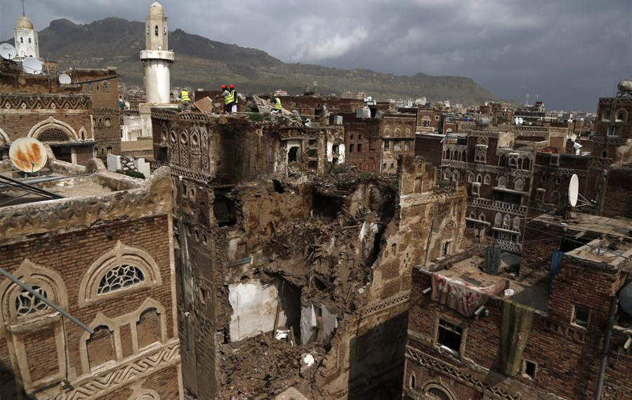 الأمطار الغزيرة تتسبب في انهيار مبان تاريخية في صنعاء