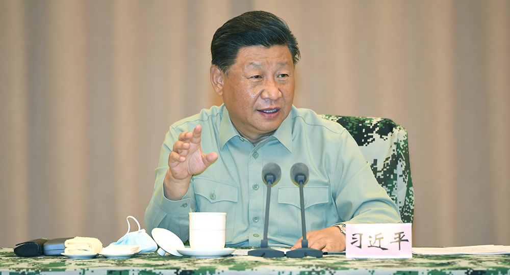 الرئيس الصيني يوجه الجيش لإنهاء مهام متابعة أعمال السيطرة على الفيضانات والإغاثة من الكوارث