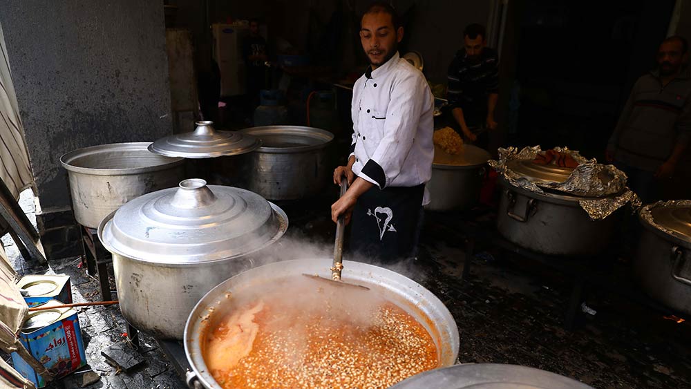 وجبات خيرية في شهر رمضان المبارك في مصر